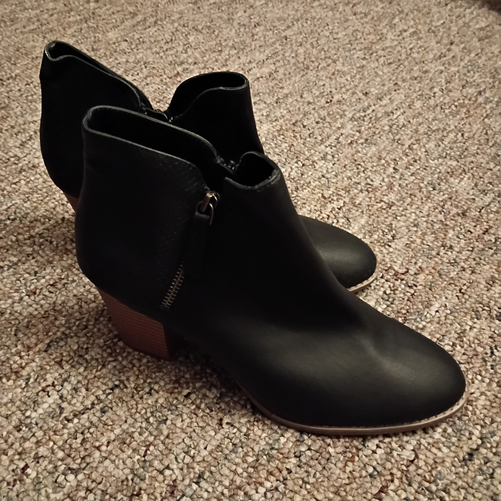 a.n.a Black Ankle Booties with Brown Heel